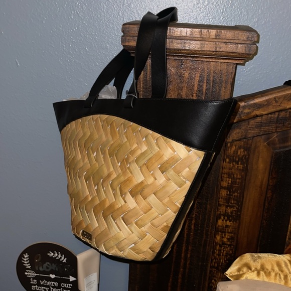 VC Tote - Picture 2 of 5